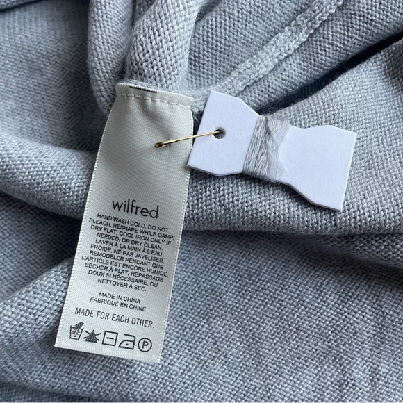 Aritzia Cyprie Gray Long Sleeve Dress NWT - Picture 5 of 10